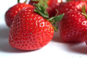 【限定数】真岡産いちご200g以上!ロールケーキの魅力
