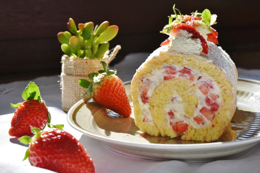 限定ロールケーキ!真岡のいちごを堪能せよ!