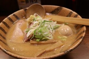 「結の卵」と「肉味噌」で、食卓に新たな輝きを
